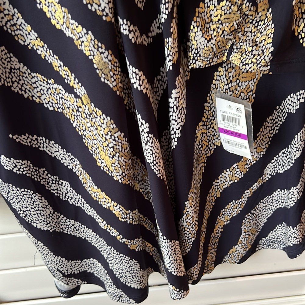 JM Collection | Zip Front Gold Speck Zebraesque Tunic - Picture 8 of 11